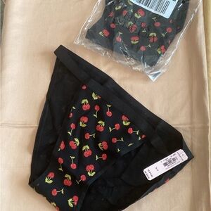 Victoria's Secret Panties (2)